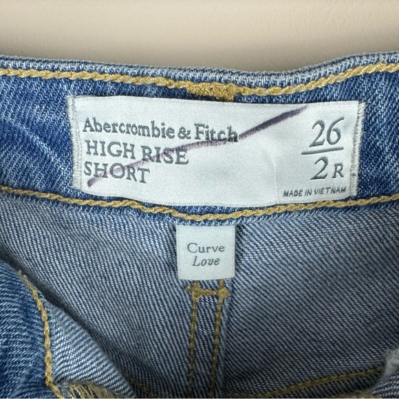 Abercrombie & Fitch Curve Love Button Fly High Rise Short Size 2 - Picture 4 of 4
